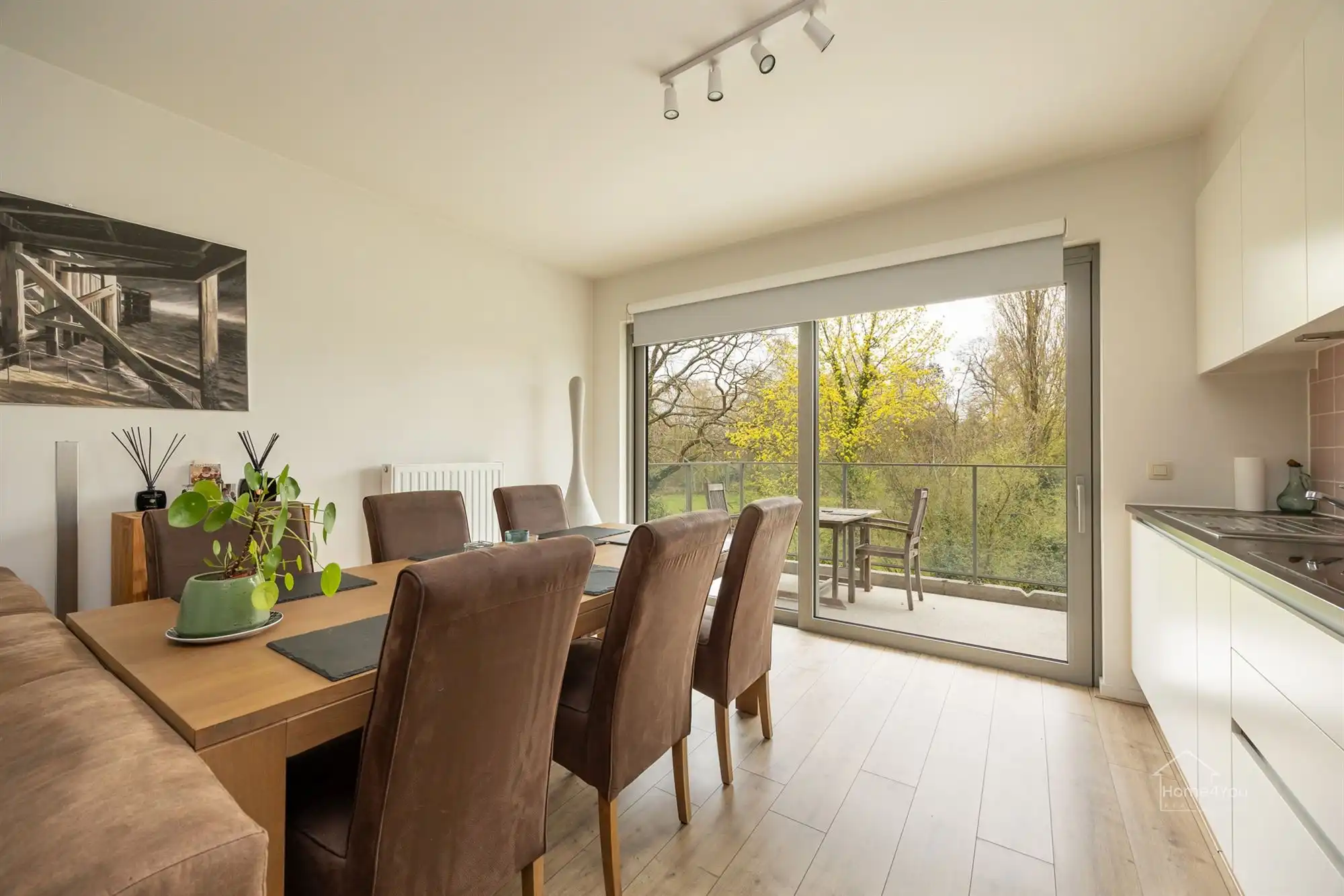 Instapklare 1-Slaapkamer appartement in Puurs te koop! foto {{pictureIndex}}