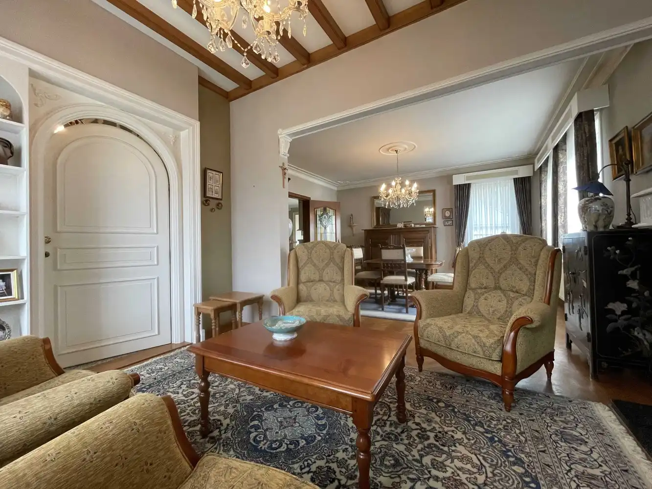 Charmante woning met grote tuin foto 6