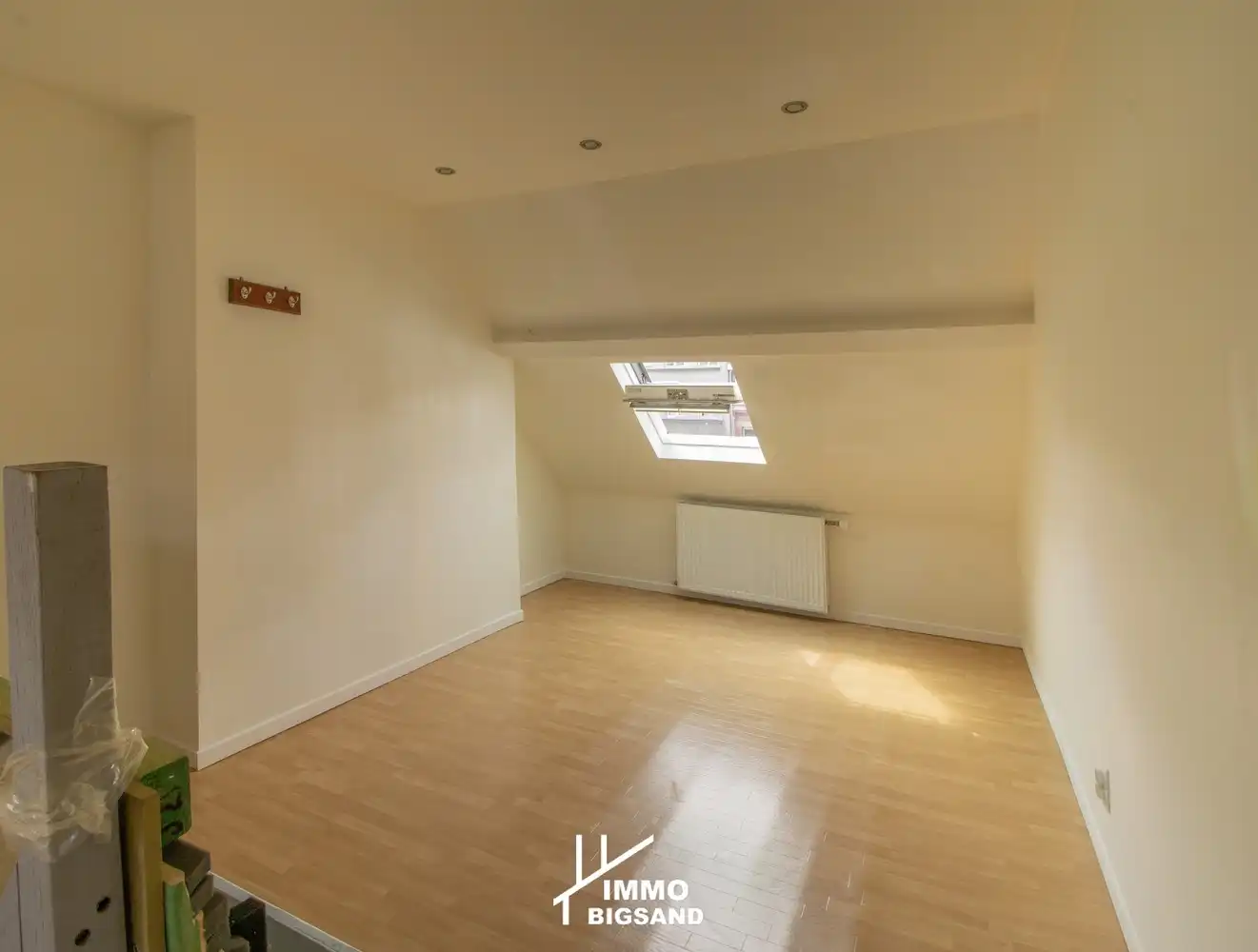 Volledig gerenoveerde woning te koop met 3 slaapkamers te Kortrijk foto 6