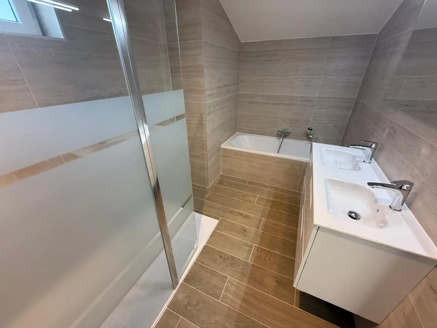 GERENOVEERDE WONING foto 8