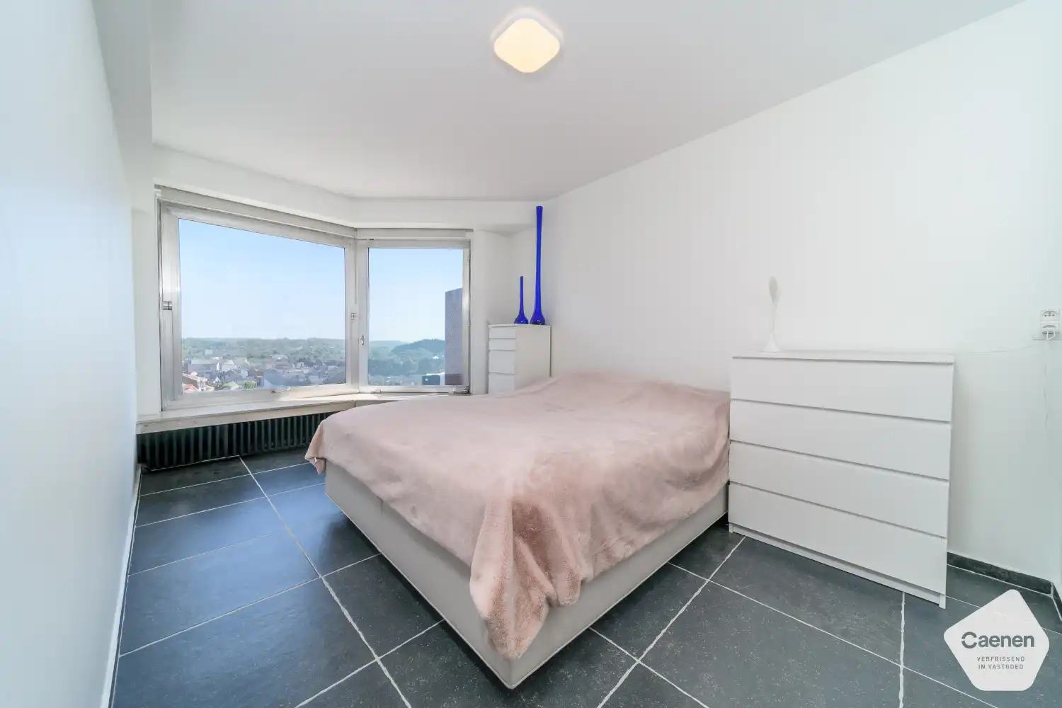 De Panne – Ruim 3-slaapkamerappartement met uniek duinenzicht in de Zeelaan foto 10