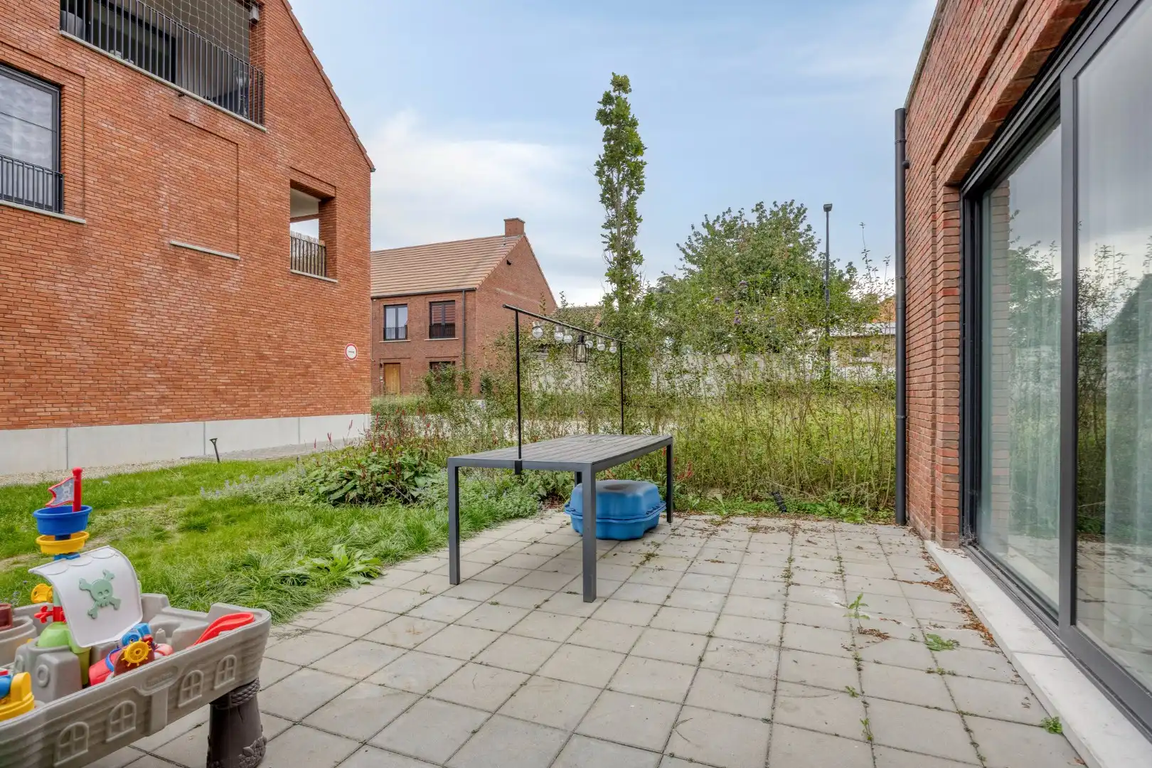 Recent (2023) gelijkvloers hoekappartement met 2 slpks en autostaanplaats te OLV Olen ! foto 17