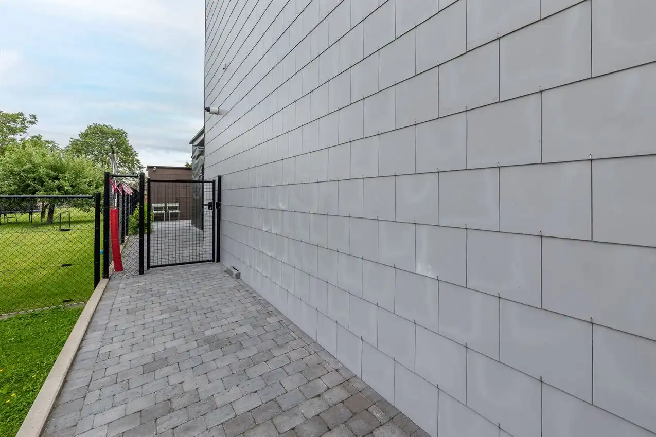 Prachtig, volledig vernieuwde woning met 3 slpk. foto 36