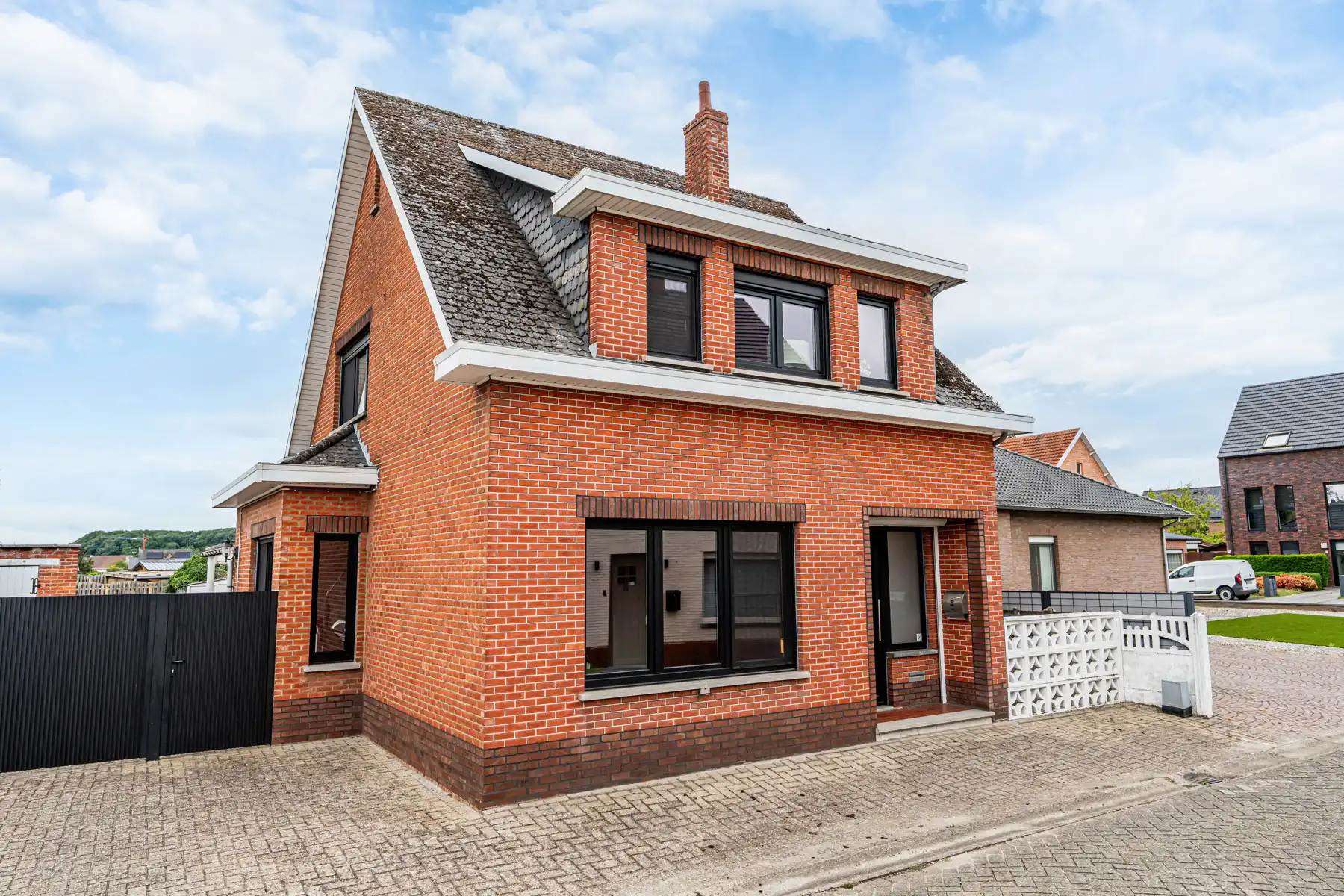 Hoofdfoto van de publicatie: Huis te koop
