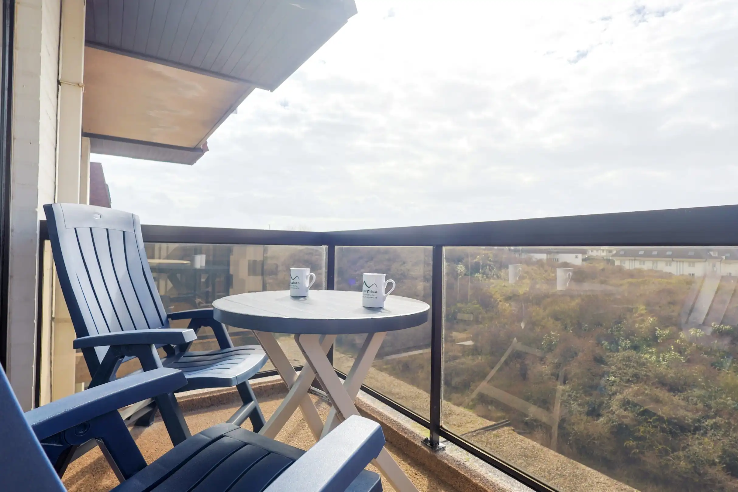 Studio met eigen terras, kelder en parkeerplaats foto 10