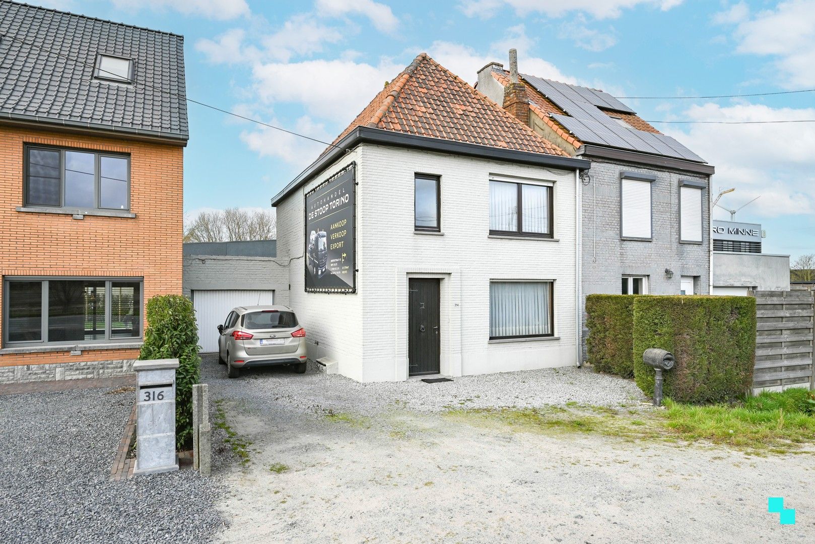 Te renoveren halfopen bebouwing in Zulte foto 3