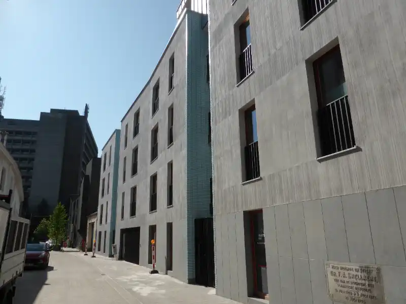 Eco-Chic Appartement: Zon, Stijl & Genieten foto 3