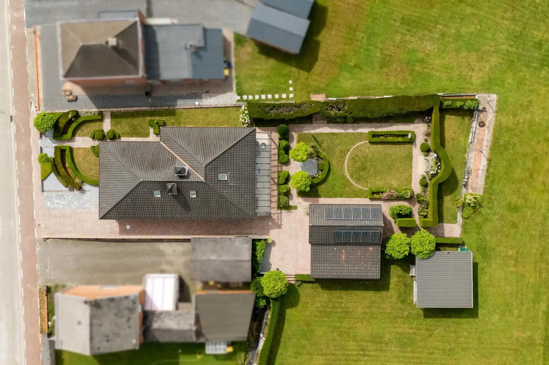 Woning met tuin en achterliggend weiland op ca. 76a  foto 31