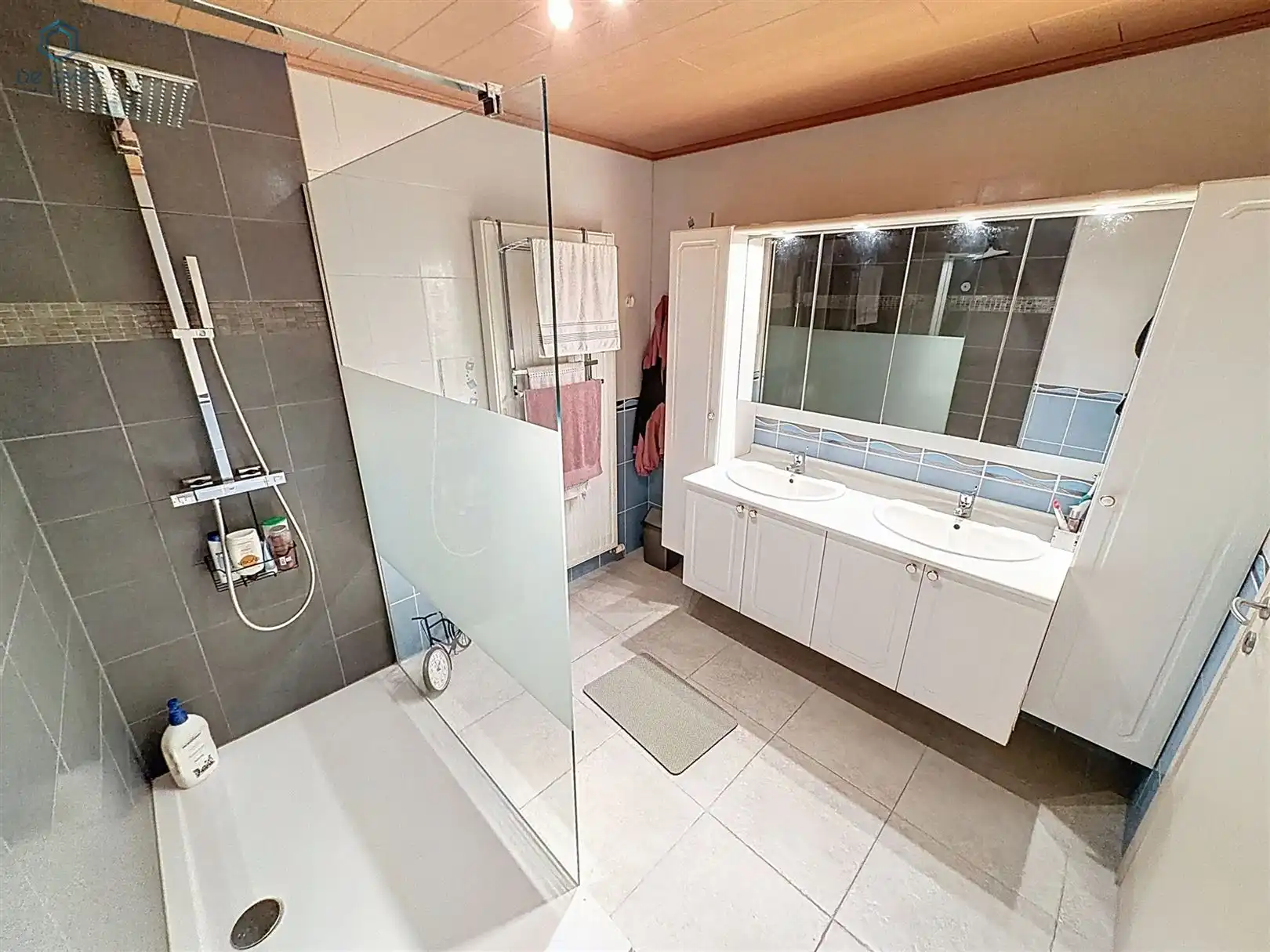 Instapklare gezinswoning met garage, tuin en 2 slaapkamers in Lierde foto 20