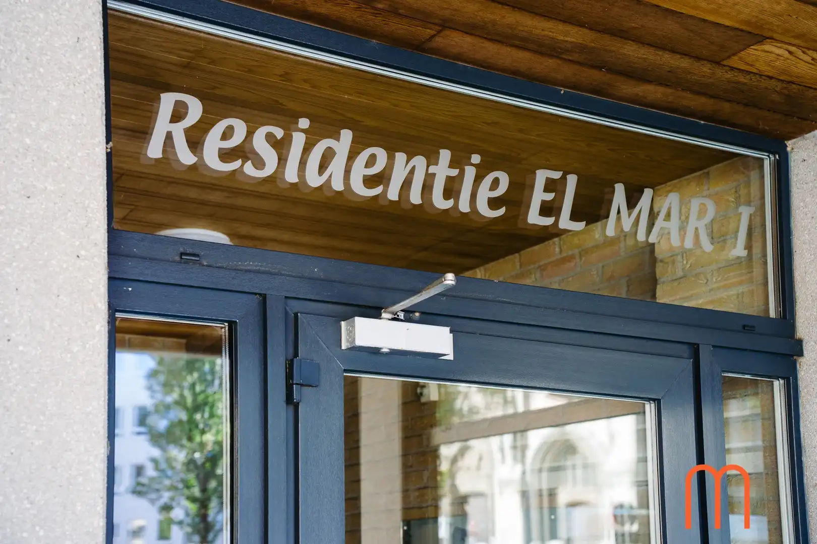 Instapklaar appartement met uniek uitzicht op de Sint-Petrus-en-Pauluskerk te koop – centrum Oostende foto 12