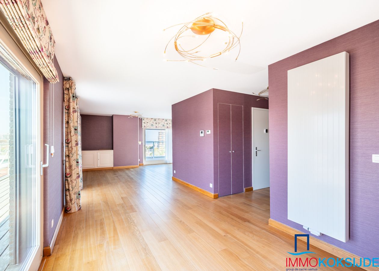 Prachtig penthouse met 2 slaapkamers en ruim terras vlakbij de Esplanade foto 3