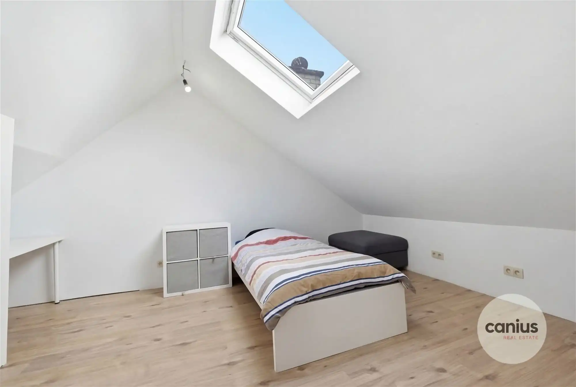 GERENOVEERDE VRIJSTAANDE WONING MET 4 SLAAPKAMERS EN EEN GEZELLIGE TUIN IN WALSHOUTEM foto 22