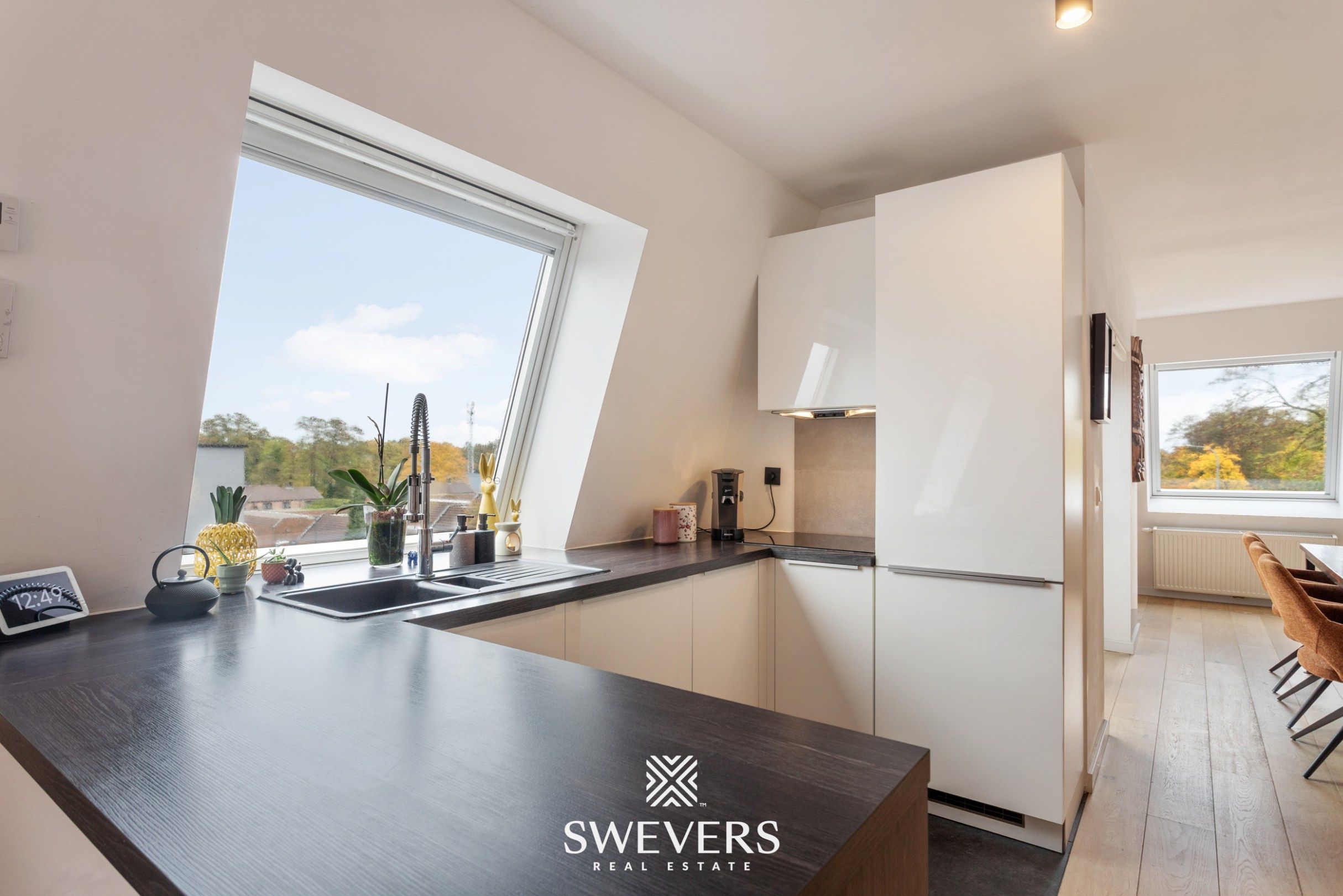 Ruim appartement (125m²) met 3 slpk in hartje Leopoldsburg foto 16