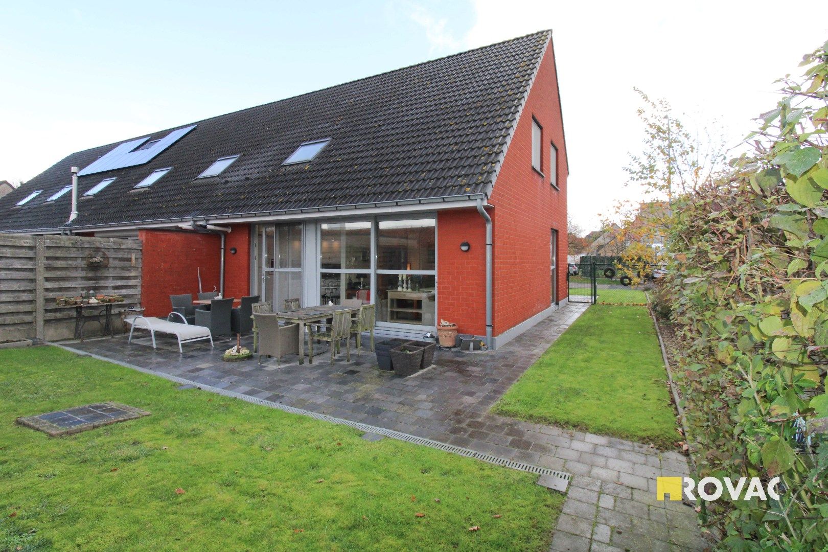 Rustig gelegen woning met tuin en garage! foto 23