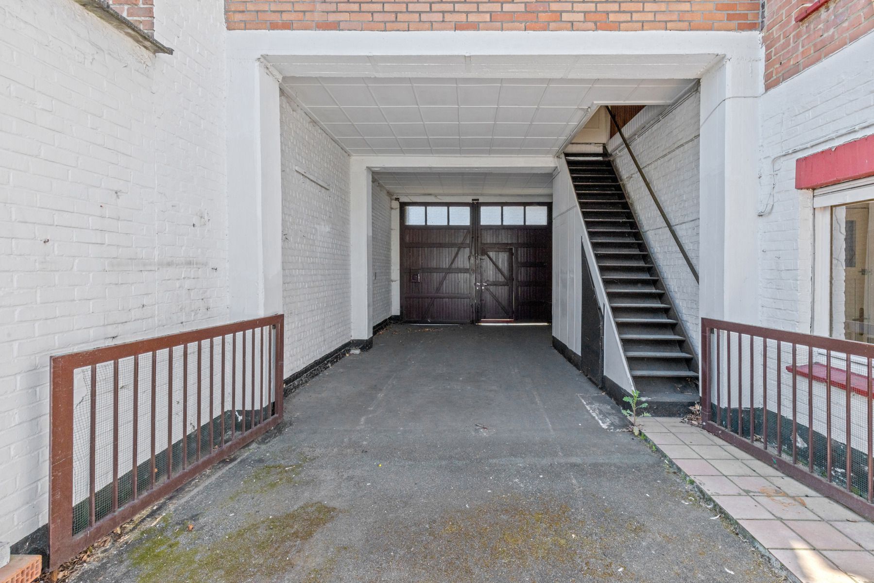 Te renoveren woning met magazijn centrum Heusden foto 29
