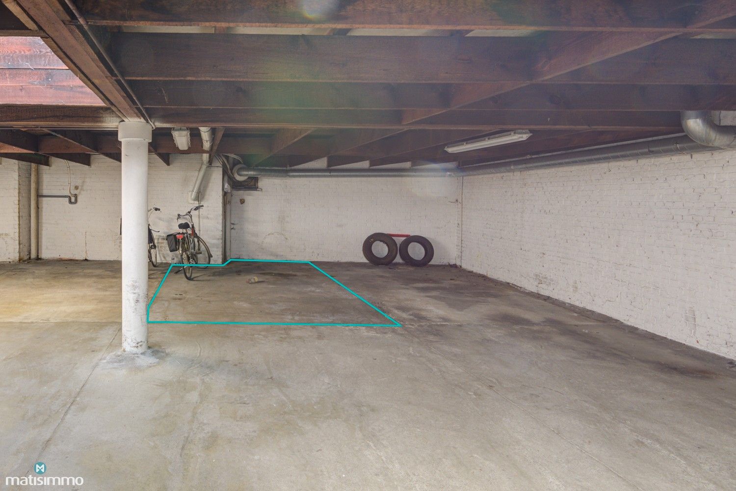 APPARTEMENT MET 2 SLAAPKAMERS EN PARKEERPLAATS NABIJ CENTRUM GENK foto 22