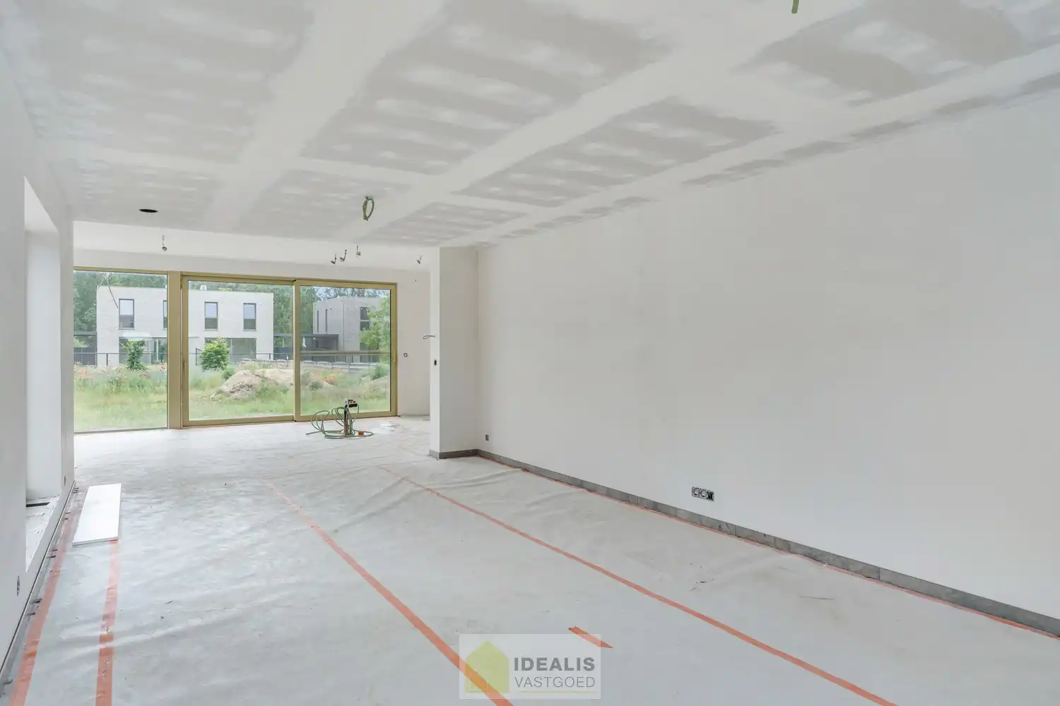 Schitterend volledig vernieuwde woning met 3 ruime slaapkamers foto 10