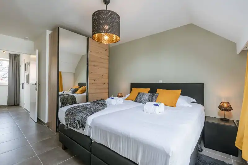 --- NIEUW --- Gemeubeld&nbsp;1-slaapkamerappartement in hartje Gent! foto 5