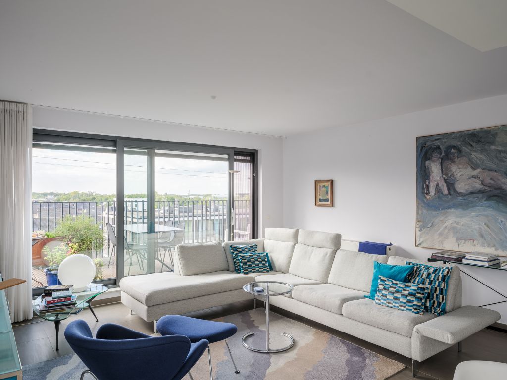 Lichtrijke penthouse met twee slaapkamers, ruime terrassen en indrukwekkende vergezichten foto 4