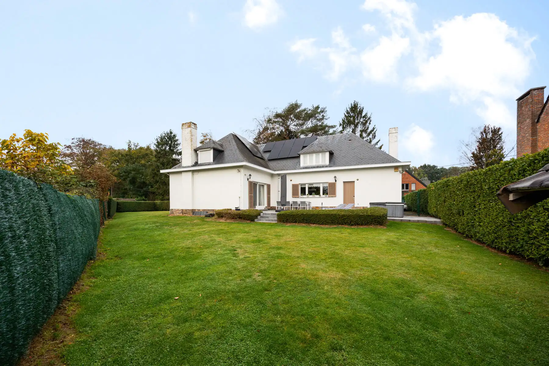 Rustig en groen gelegen statige, instapklare villa foto 33