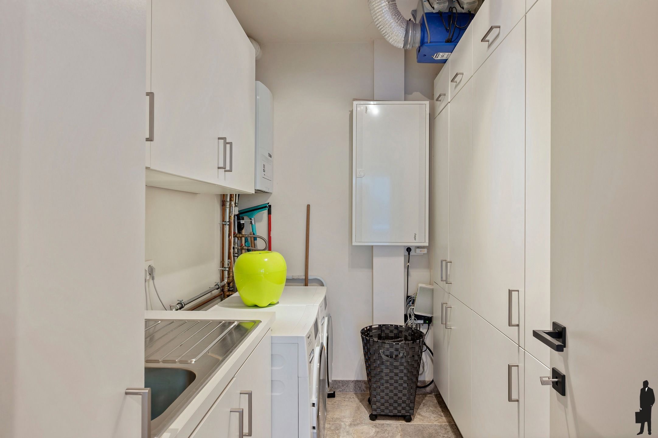 Exclusief gelijkvloers appartement met hoogwaardige afwerking en unieke stadstuin (230m²) foto 19