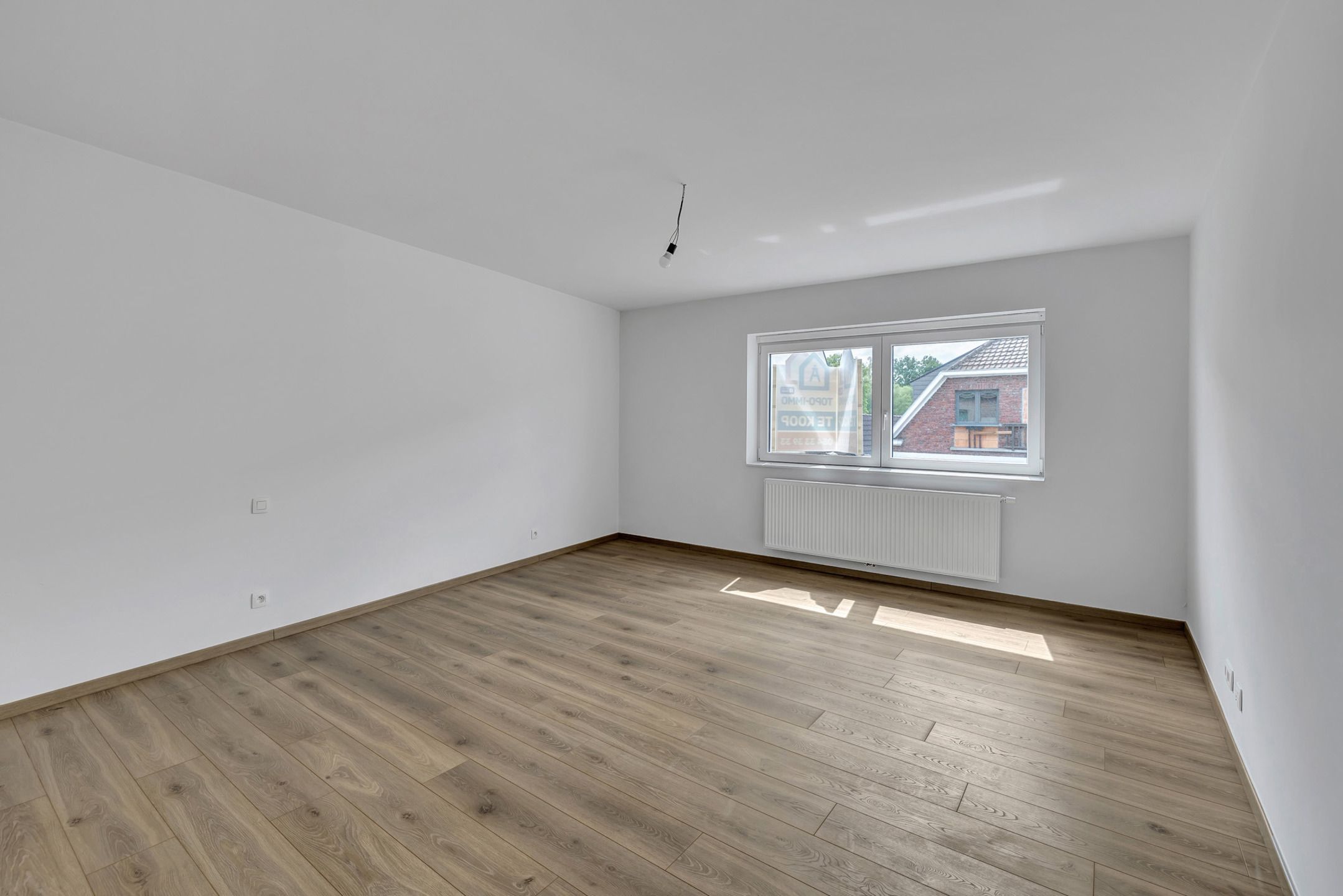 Nieuwbouwwoning met 4 slaapkamers en uitstekende verbinding foto 12