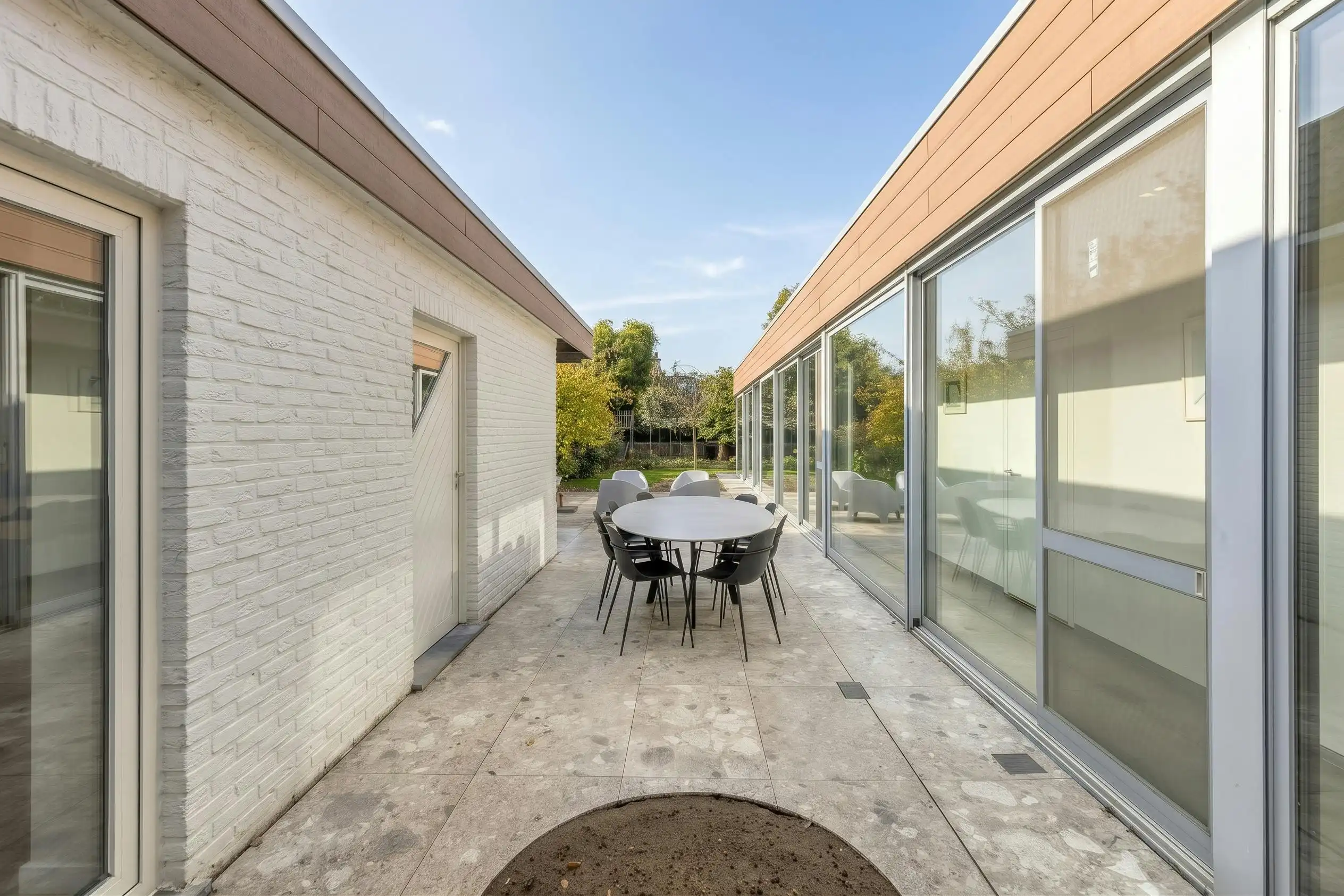 Gerenoveerde burgerwoning met 5 kamers te koop Beveren-Leie foto 28