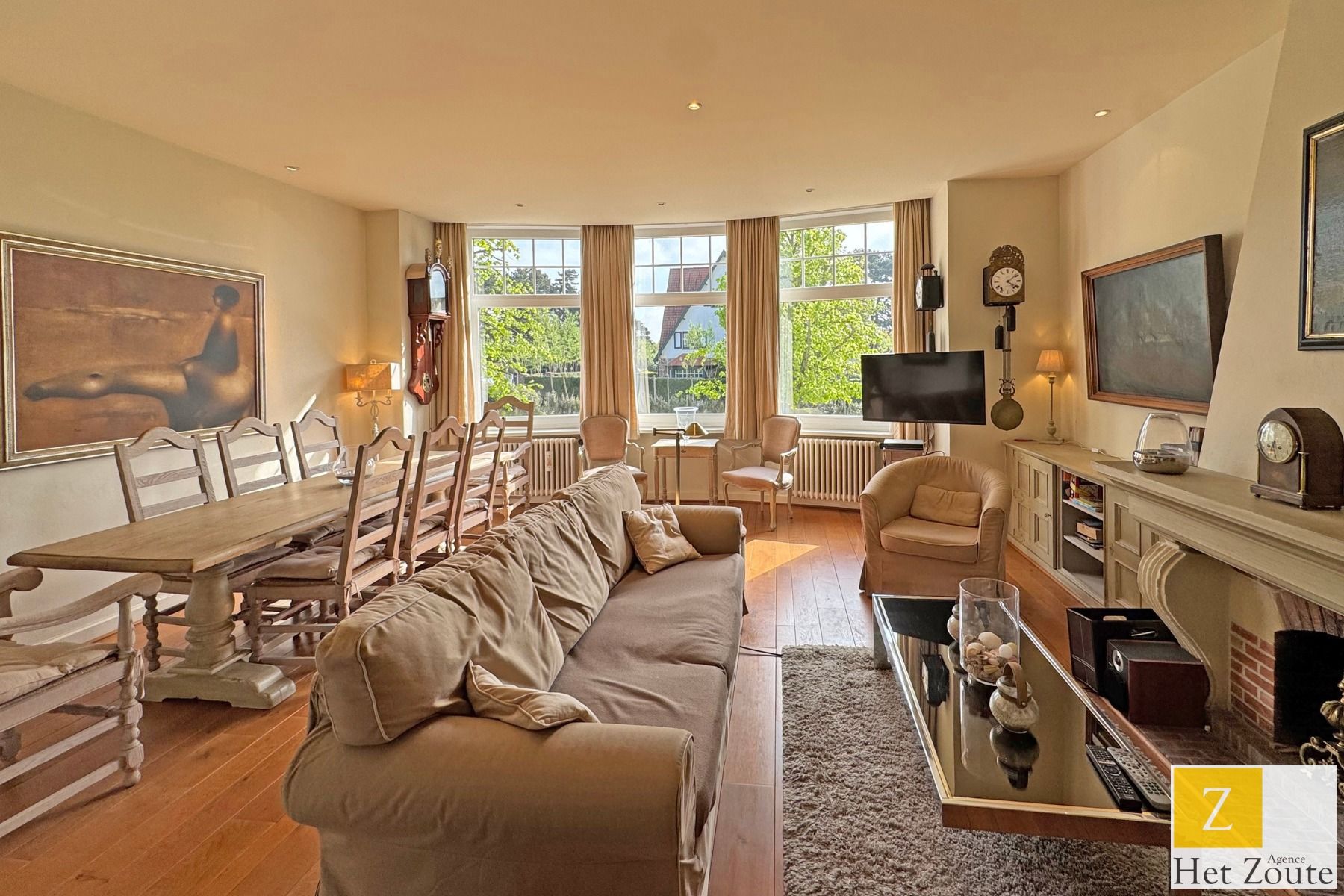 Te renoveren appartement in iconische residentie te Knokke foto 5