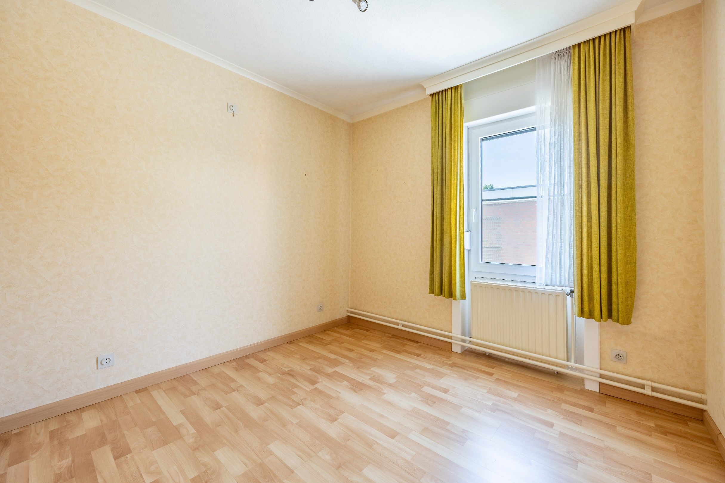 TRAPLOZE WONING MET GARAGE foto 11