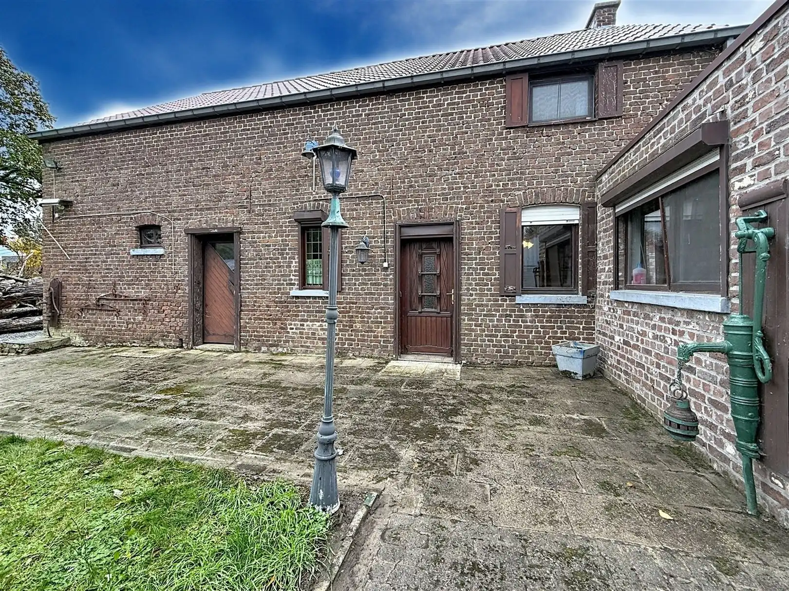 Te renoveren woning met bijgebouwen, tuin, 7a 91ca foto 3