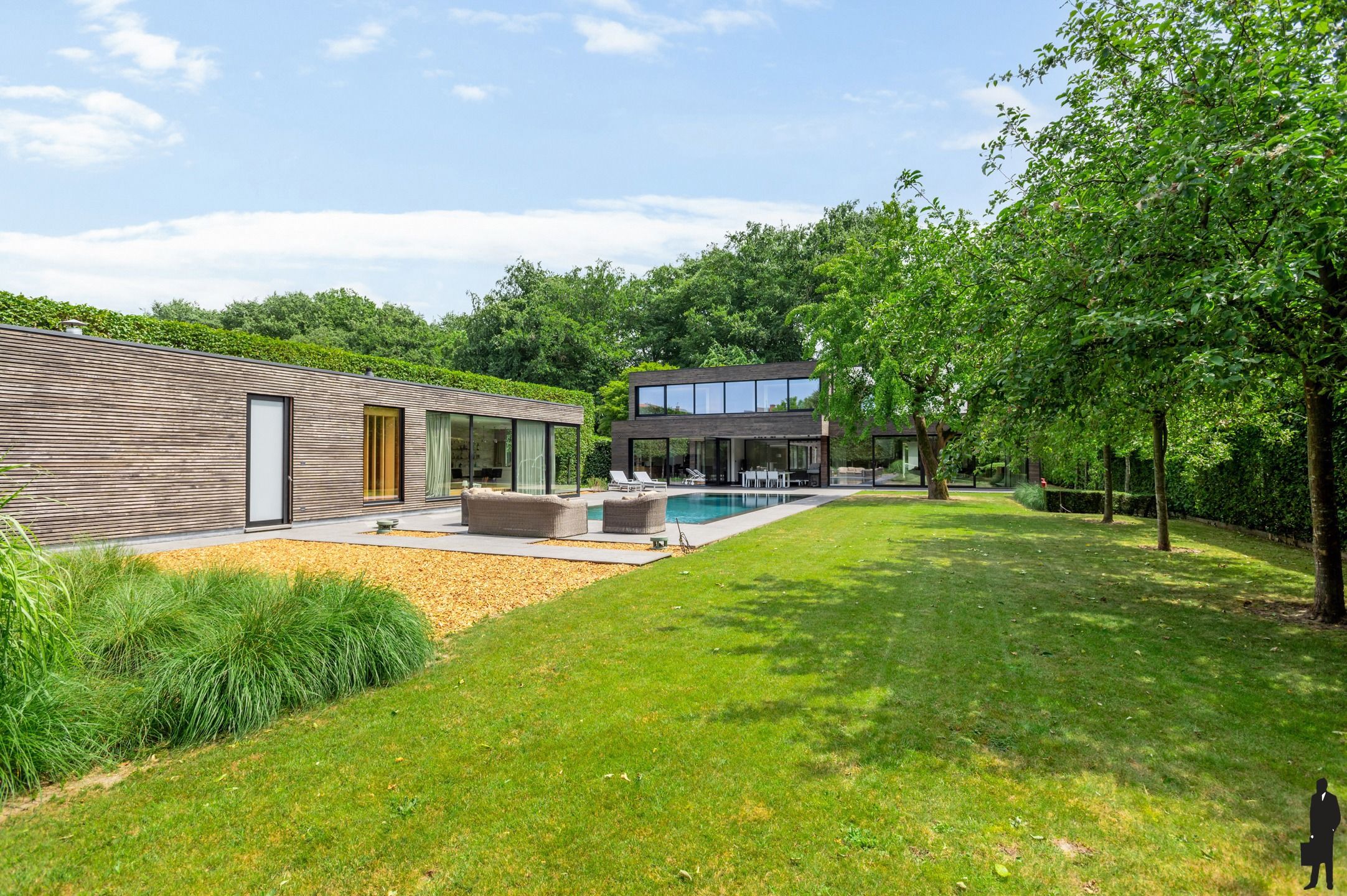 High-end afgewerkte villa op een uitzonderlijke locatie foto {{pictureIndex}}