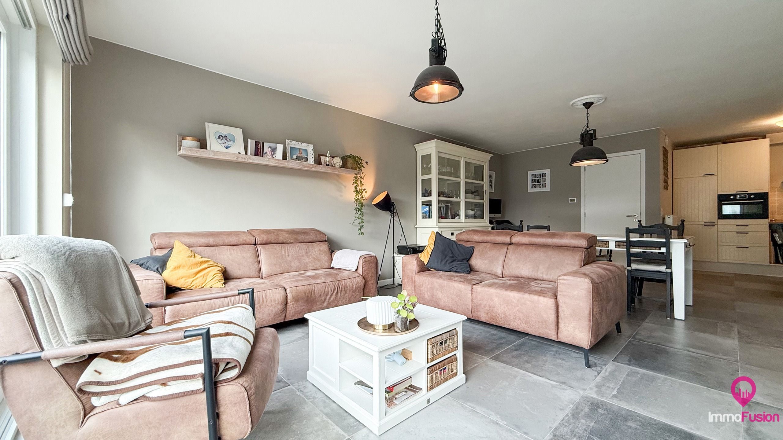 Instapklare gezinswoning met 3 slpks en zonnige tuin! foto 4