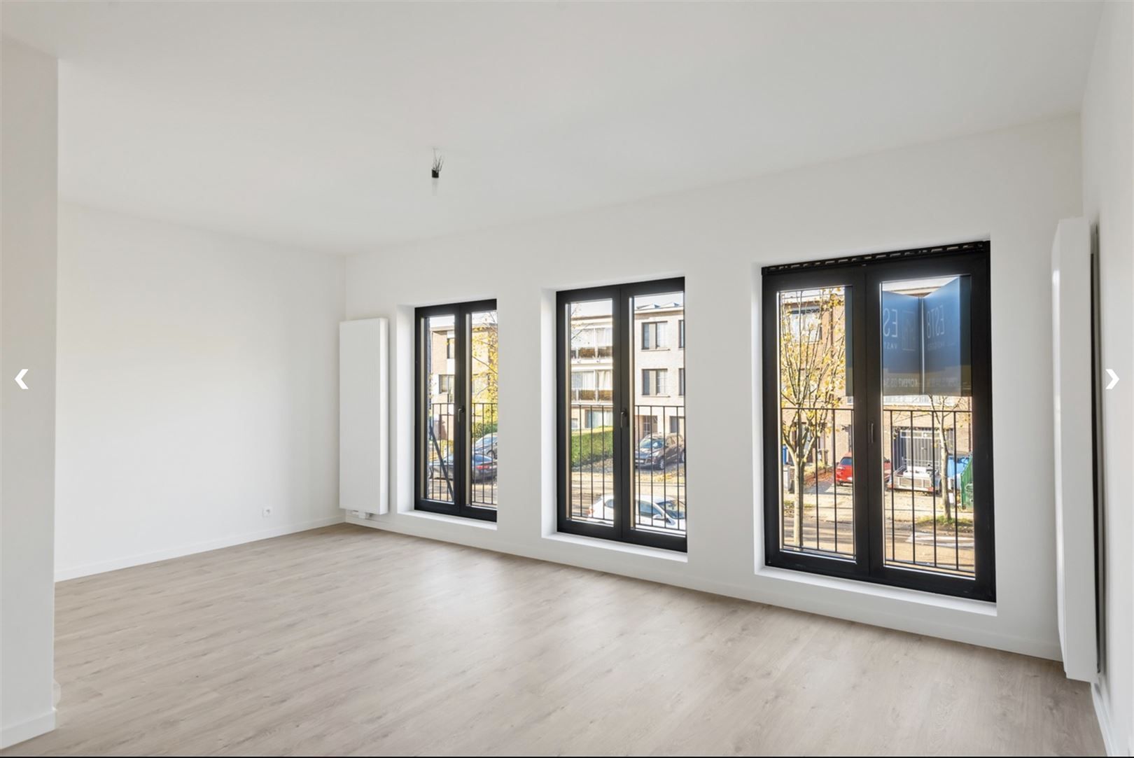 Instapklaar 2-slaapkamerappartement met carport foto 4