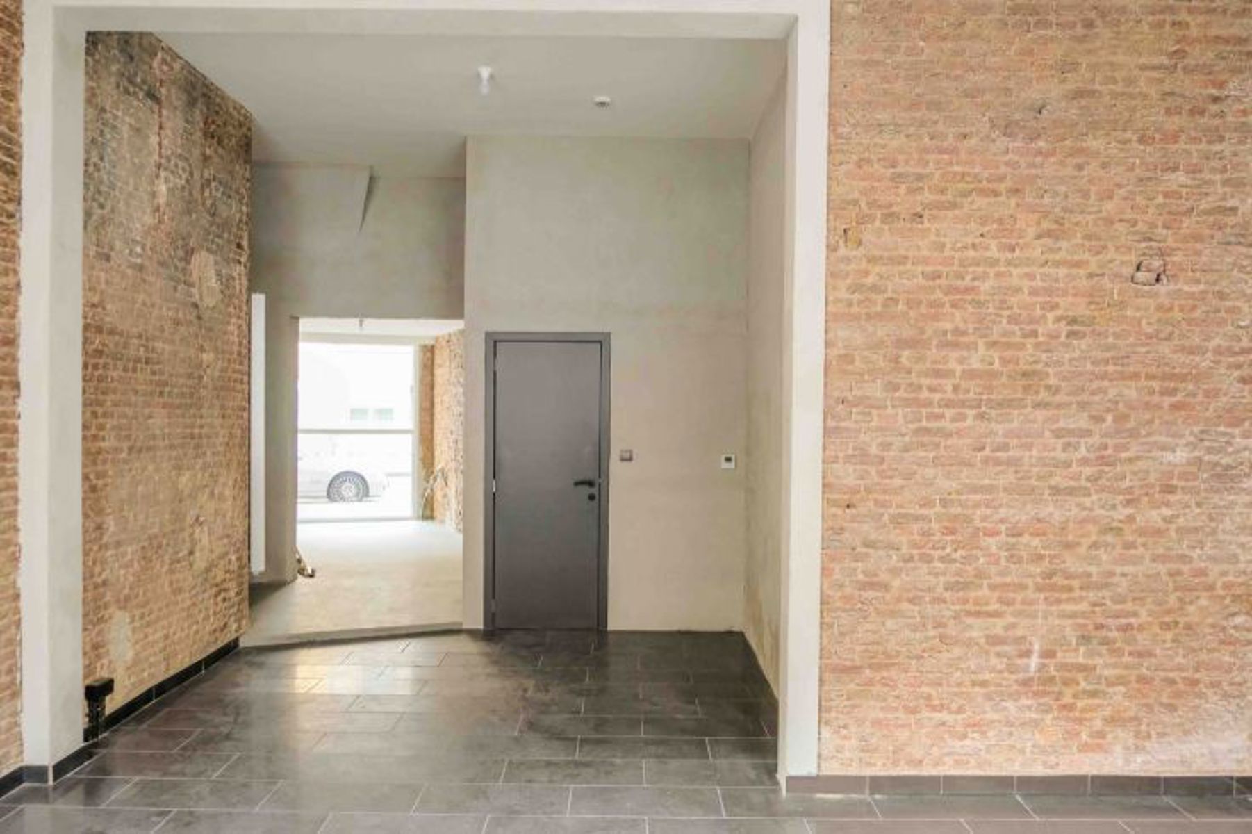 Karaktervol kantoor 34 m² in opkomende Brederodestraat foto 3