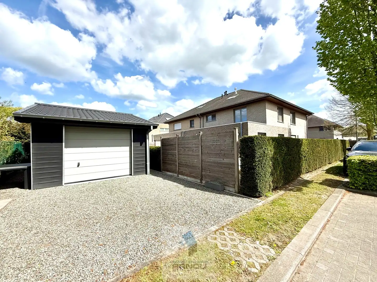 Moderne, instapklare en verrassend ruime gezinswoning in rustige doodlopende straat foto 38