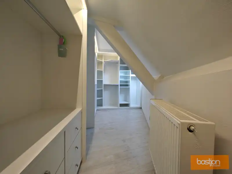 Instapklare bel-etage nabij het centrum. foto 10