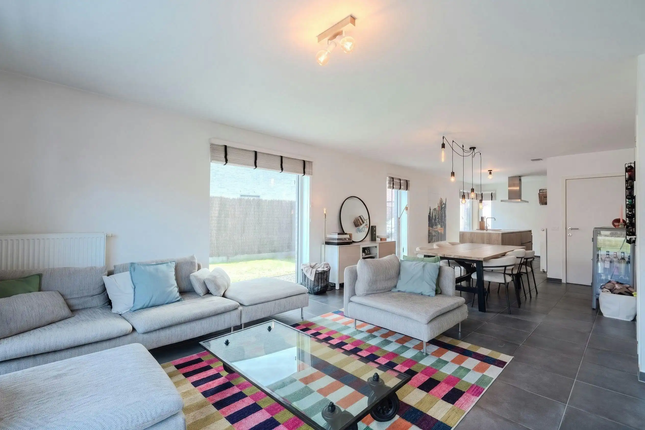 Recente woning (2019) met 3 slaapkamers en zongerichte tuin! foto 2