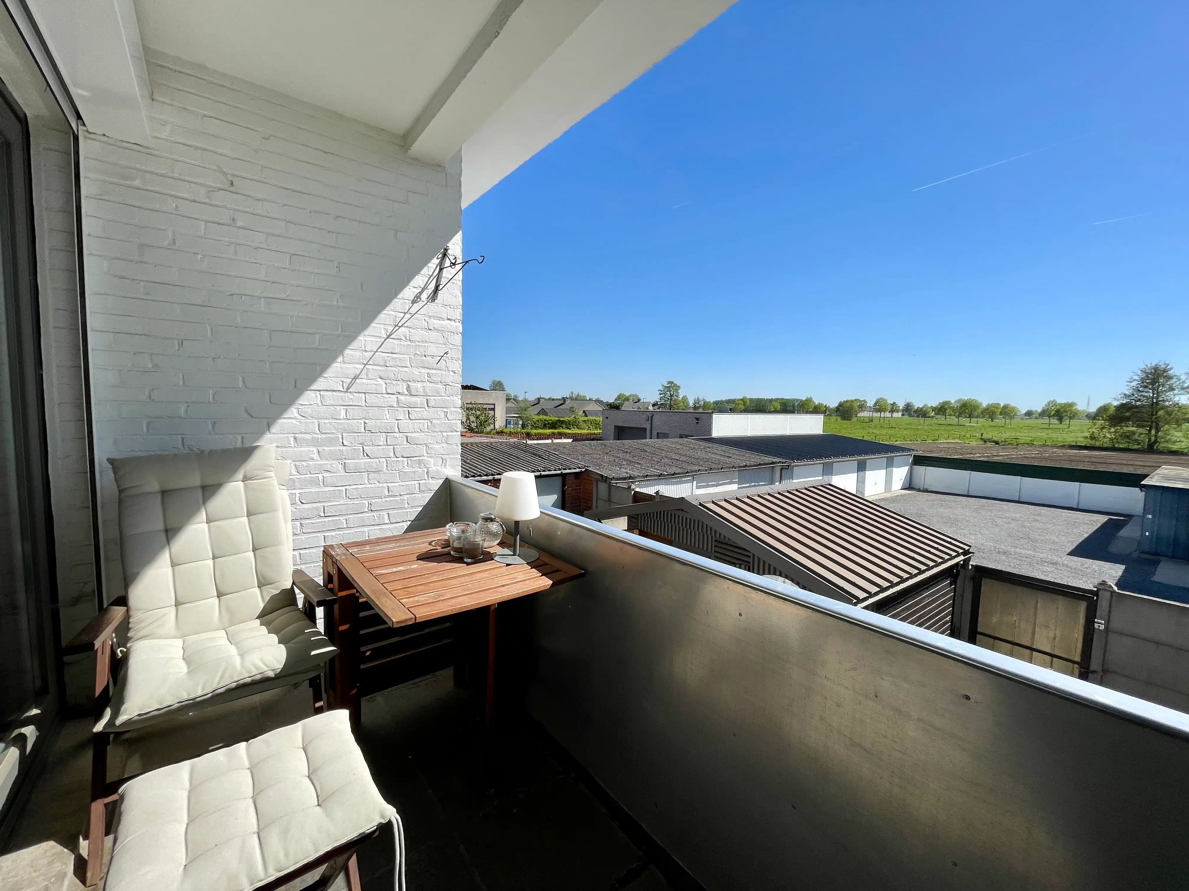 Appartement met twee slaapkamers, terras en garage foto 15