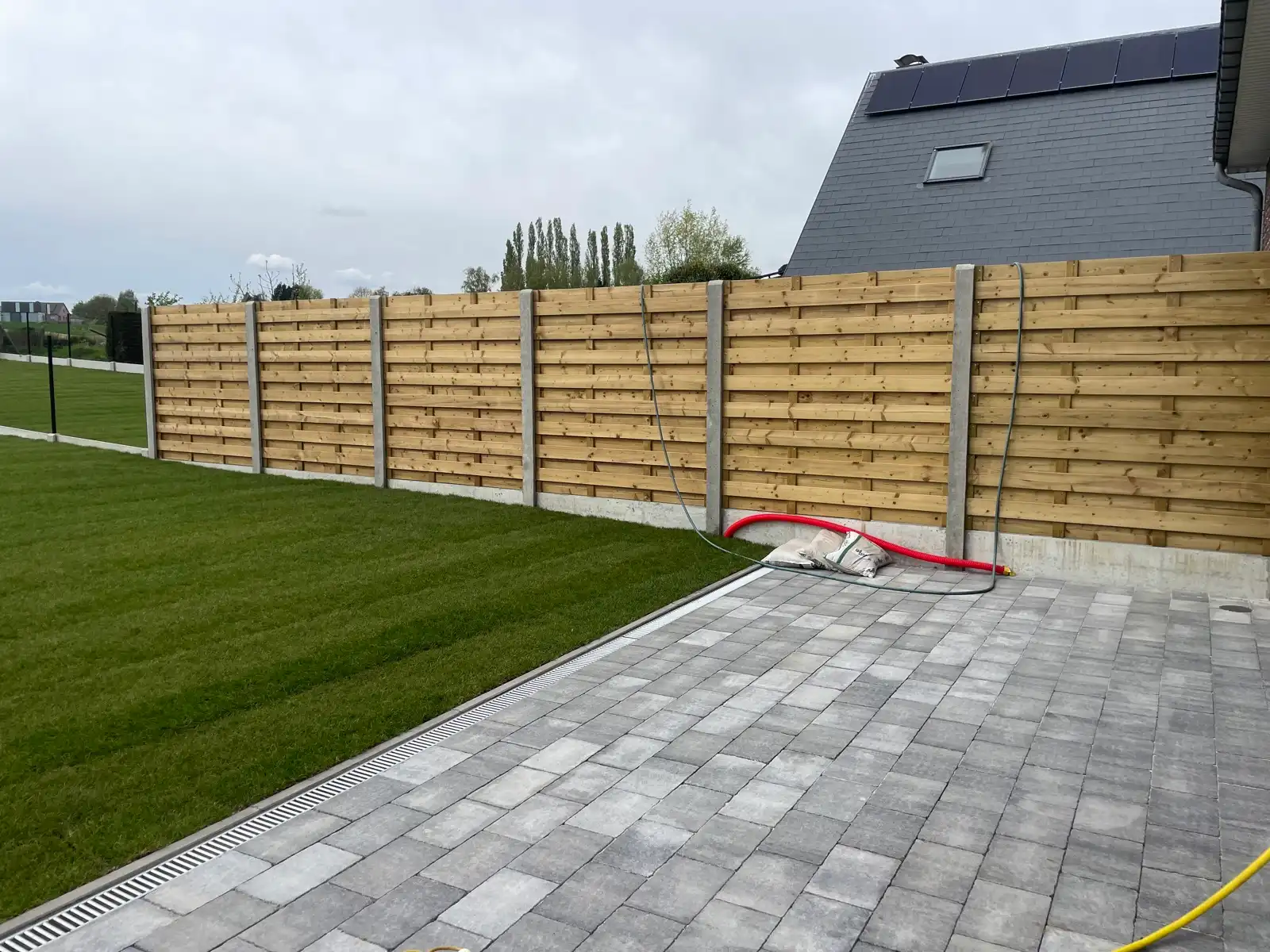 Leemans Immobiliën stelt u deze volledig gerenoveerde woning voor, gelegen op een gegeerde en centrale locatie in Asse. foto 17