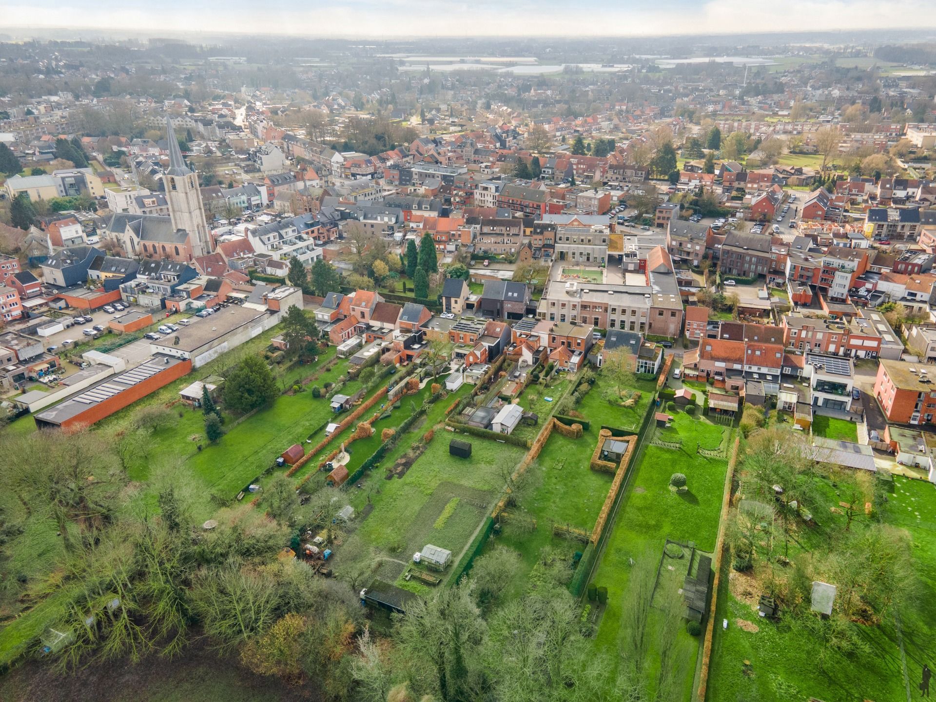 Bijzondere instapklare woning op een prachtig perceel. foto 40