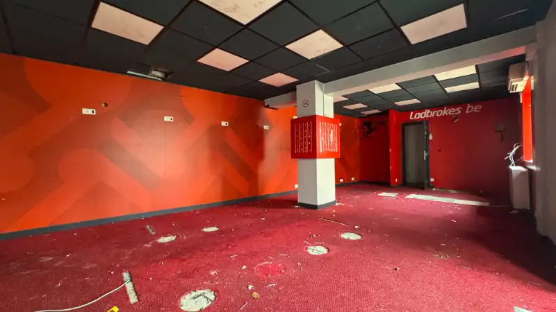 Karaktervol opbrengsteigendom op AAA-locatie aan het Sint-Pietersstation foto 5