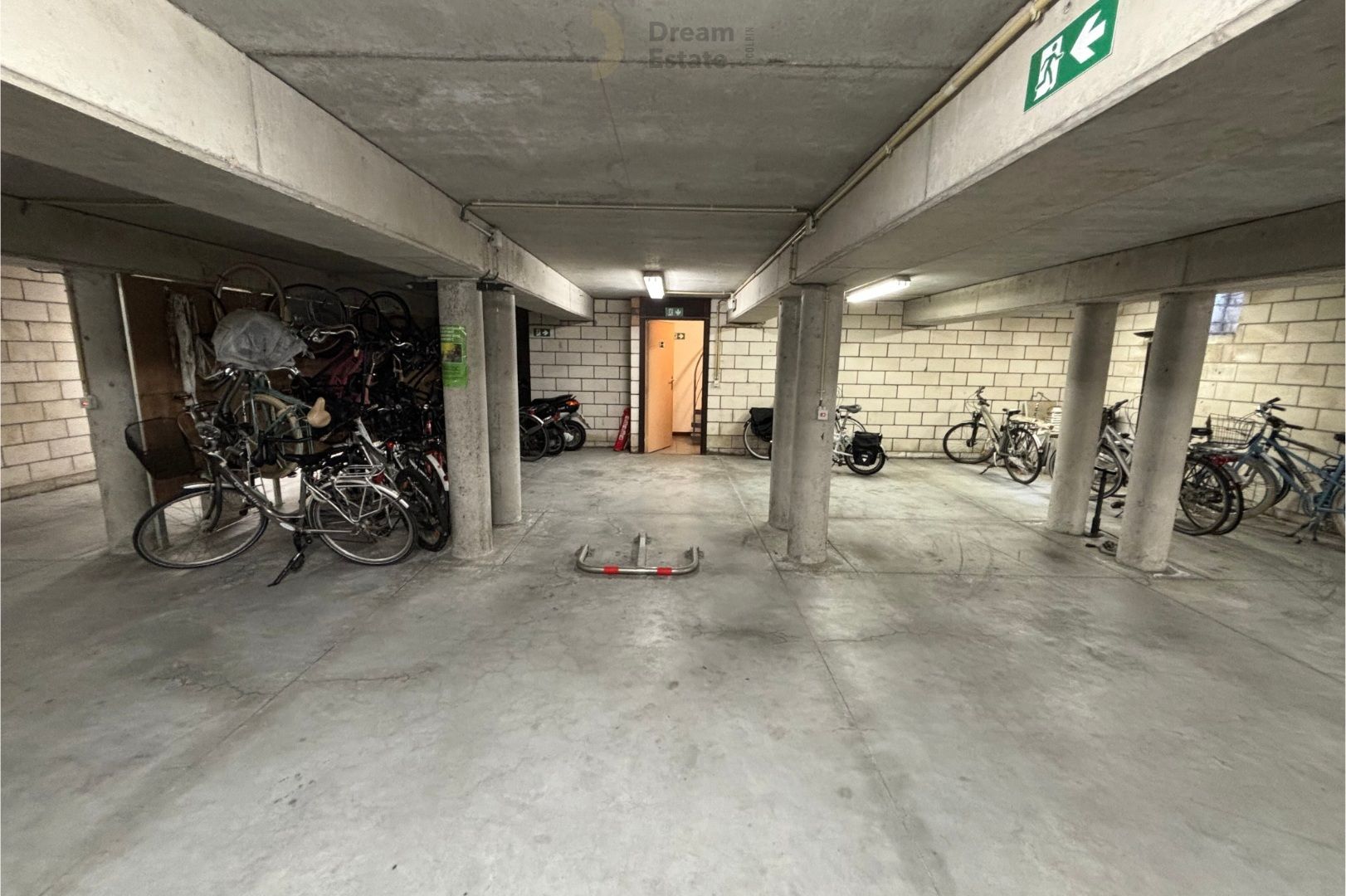 Garage in het centrum van Knokke foto 3