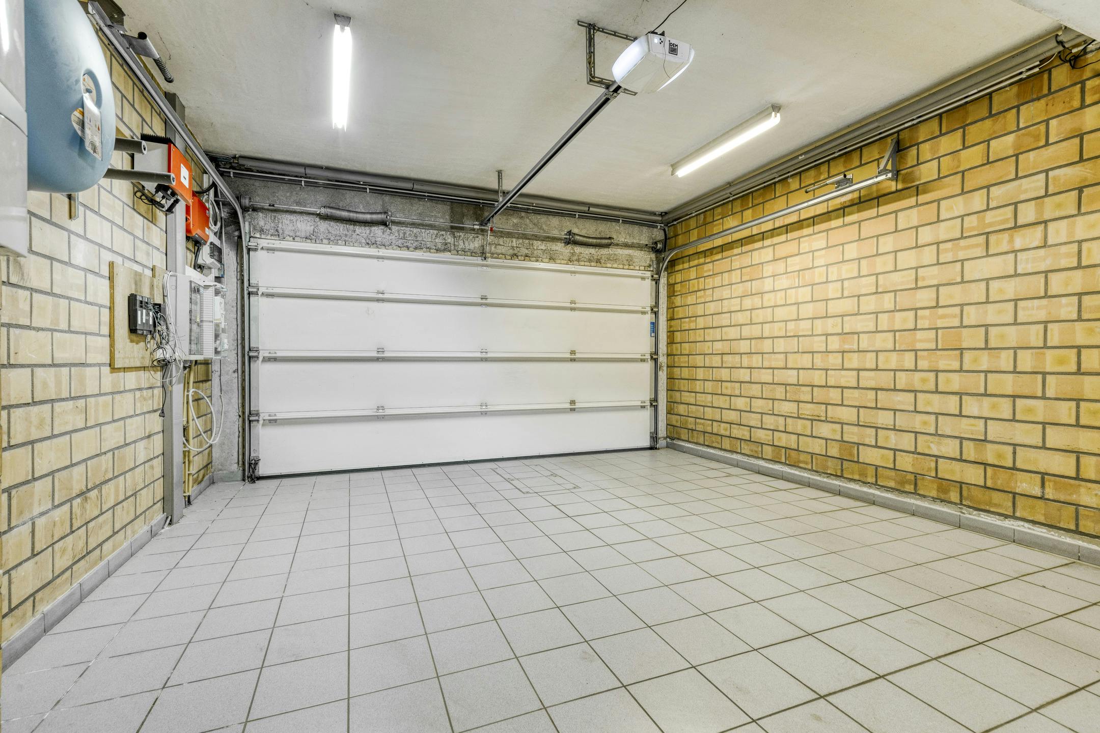 Prachtig woon- en handelspand te koop te centrum Eernegem foto 29