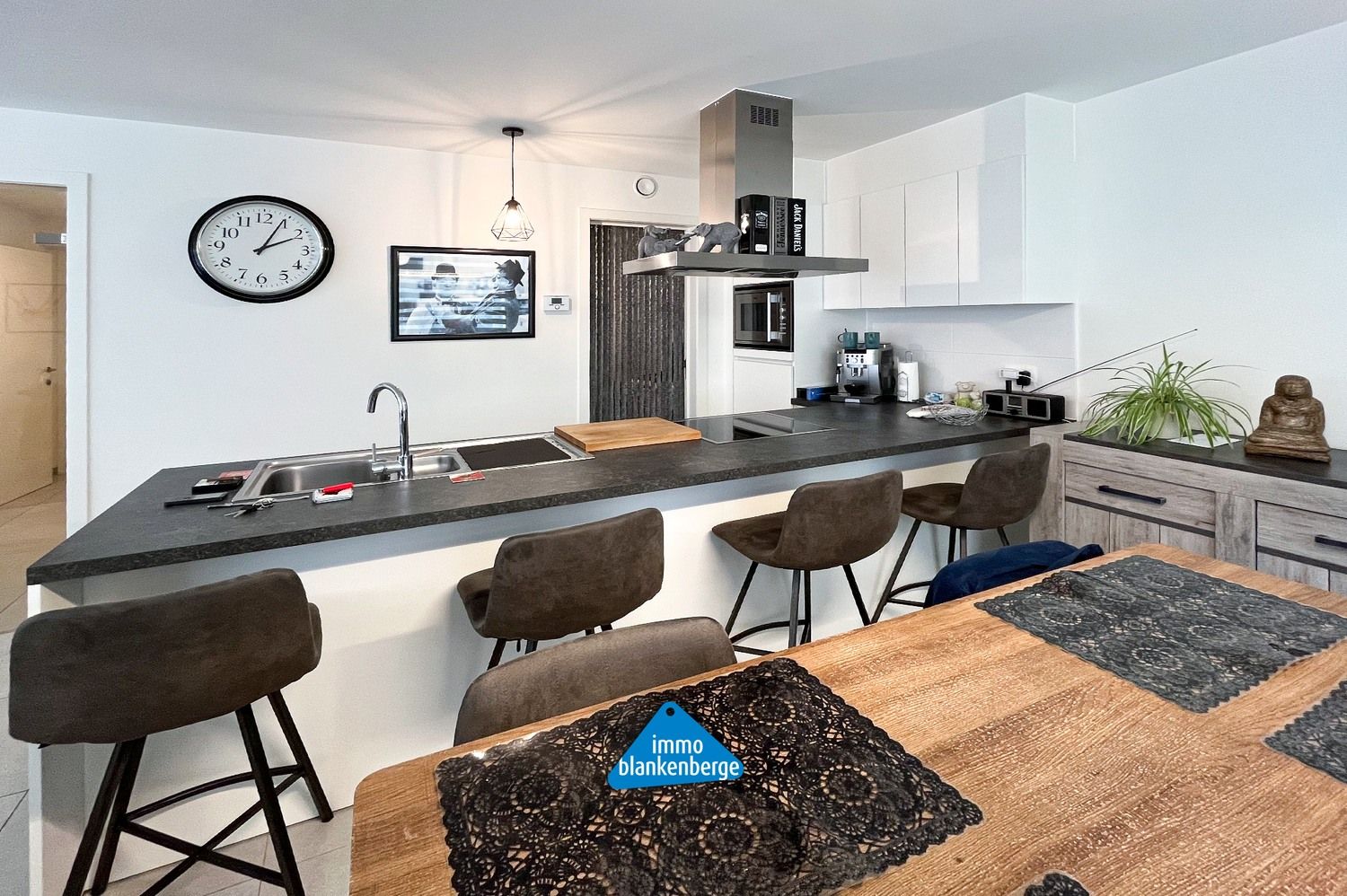Instapklaar gelijkvloers appartement op toplocatie nabij de Zeedijk foto 6