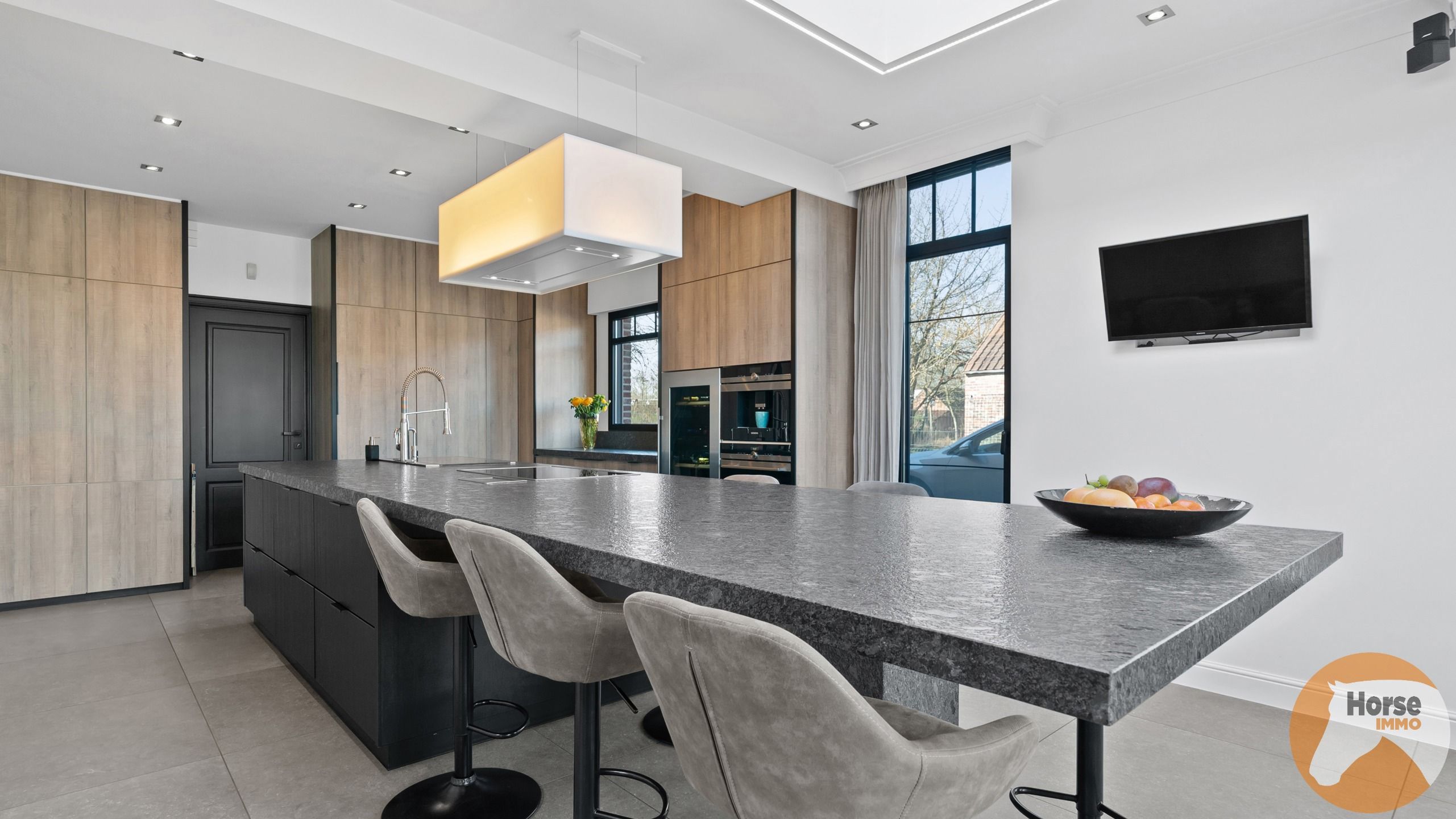 MOERBEKE - Exclusieve villa met loods op een unieke ligging  foto 12