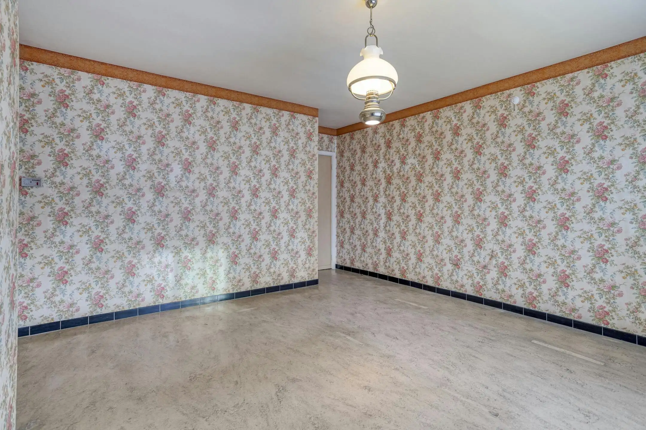 Te renoveren statige woning met royale tuin in Ardooie foto 19