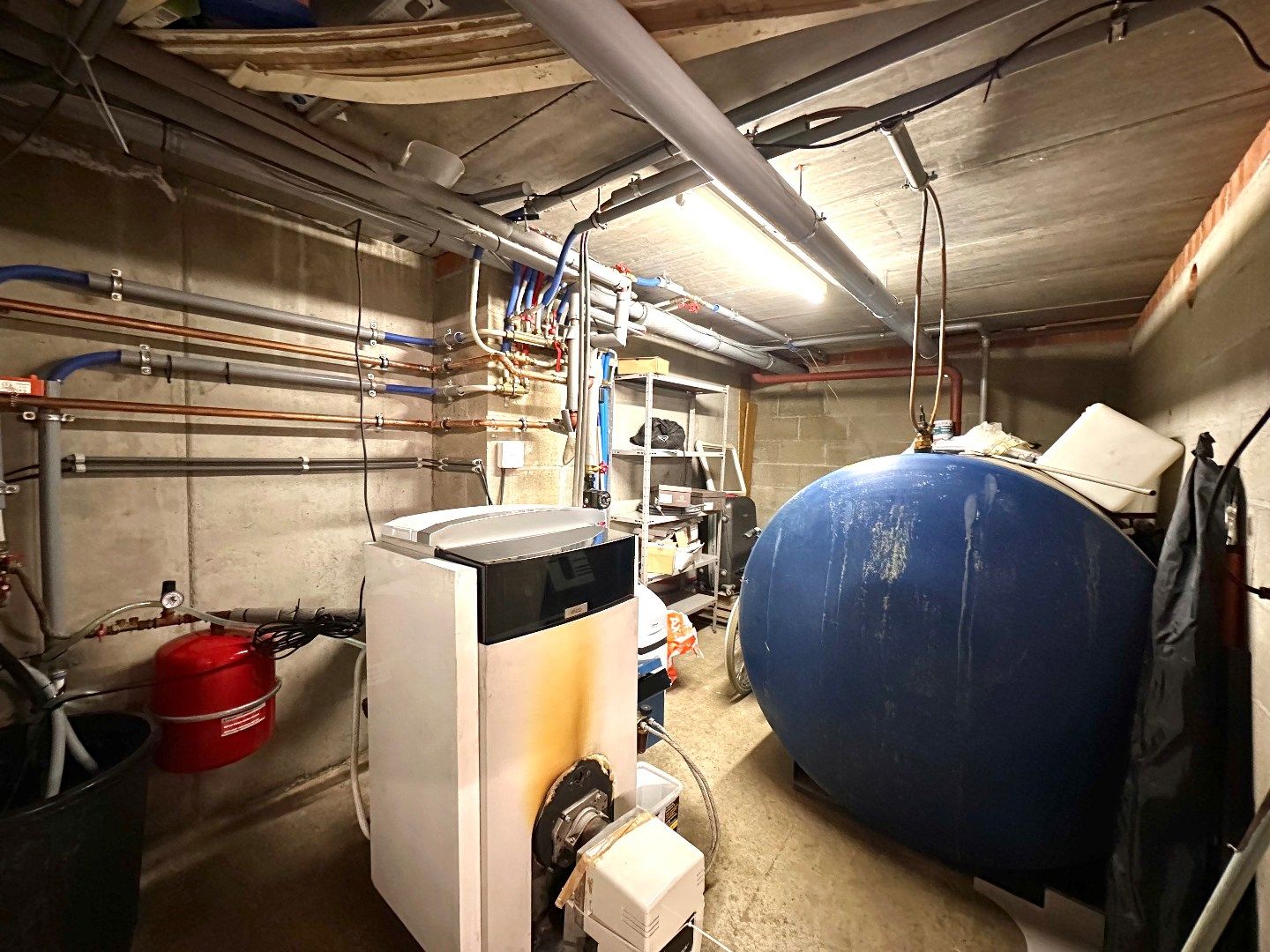 Zeer ruime, moderne gezinswoning op toplocatie in Tongeren foto 37