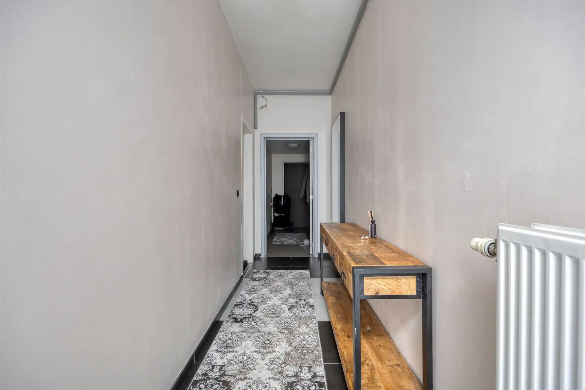 Ruime woning van 183 m² met 4 slpk's op uitstekende locatie! foto 6