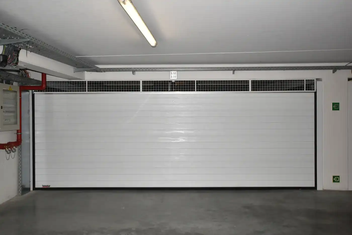 Dubbele gesloten garagebox in het Zoute tussen de Minigolf en de Kustlaan foto 5