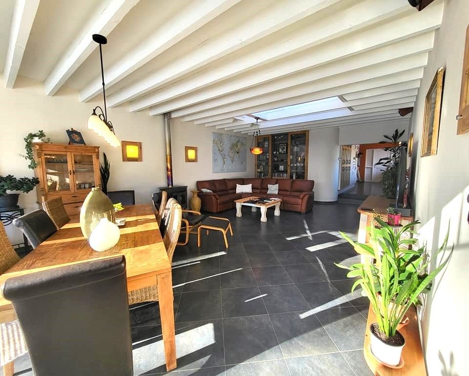 Never judge a book by it's cover... foto 5